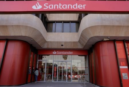 Santander avalia suspender nomeação de Broedel como VP de contabilidade, diz fonte
