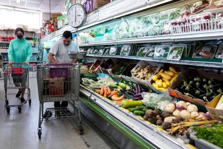 Saques na poupança superam depósitos pelo 2º mês seguido; veja rendimento atual