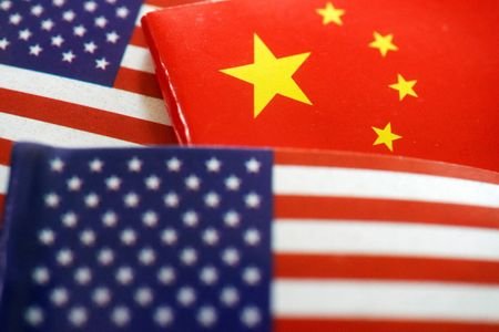 Bandeiras dos EUA e da China