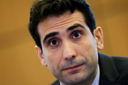 Com atual cenário, faz sentido permanecer com juro restritivo por mais tempo, diz Galípolo