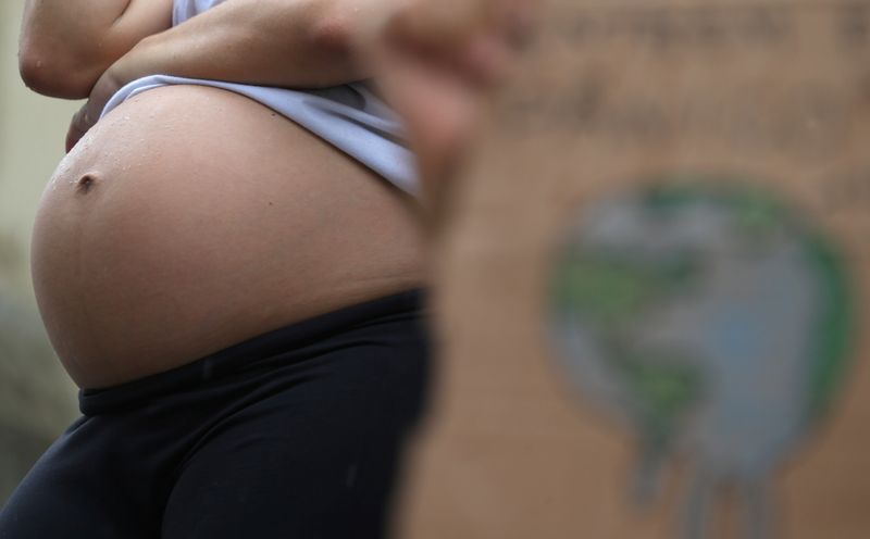 Mulher grávida no Rio de Janeiro