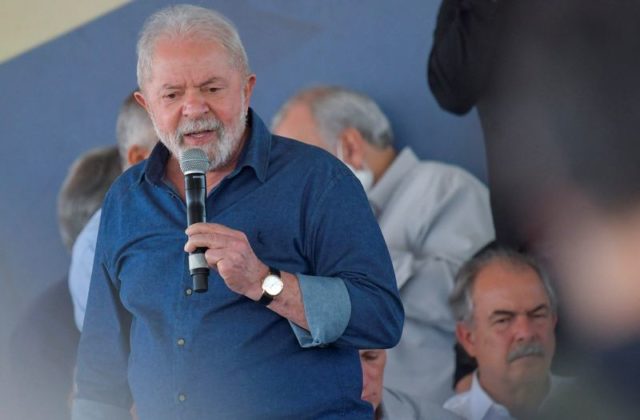 Lula diz que conversará com mercado quando tiver interesse