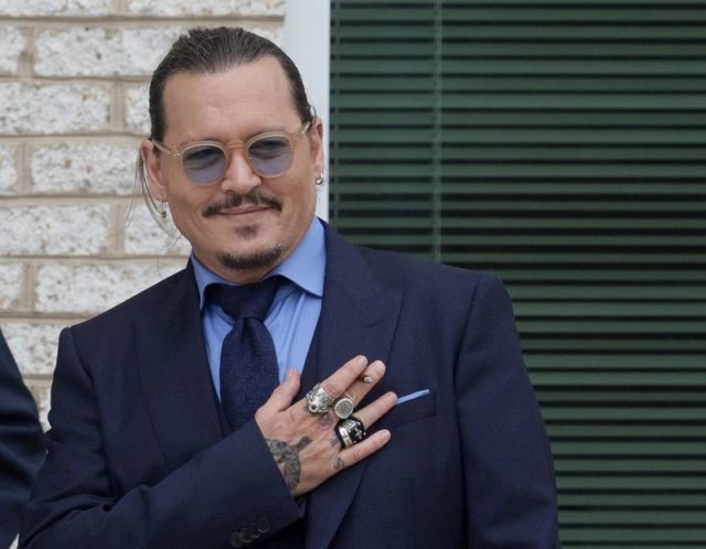 Após julgamento, Johnny Depp quer abrir mão dos US$ 15 milhões que