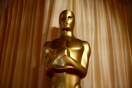 Réplica decorativa de estatueta do Oscar