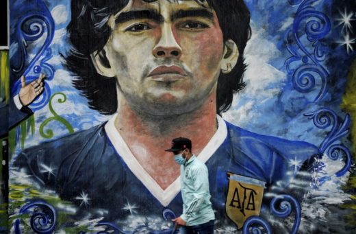 A família disse que pediu a ajuda do governo de Buenos Aires para a doação de um terreno para a construção de um "Memorial Maradona"