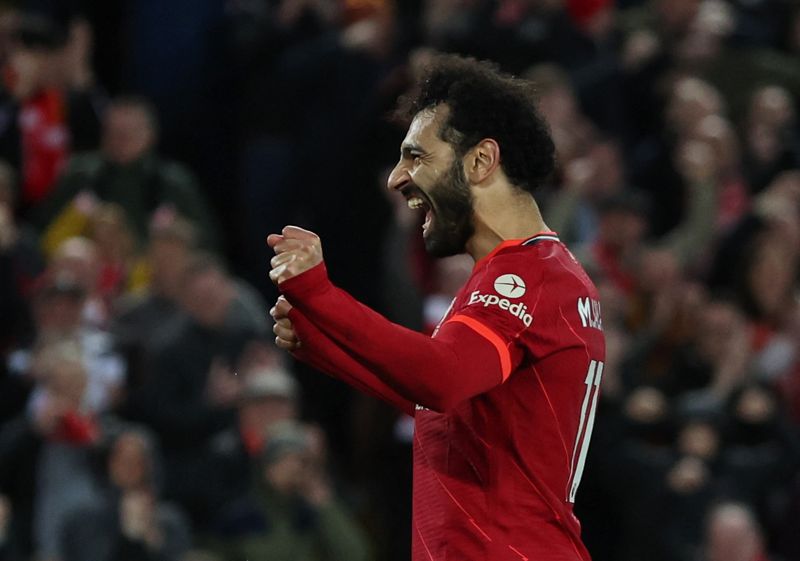 Mohamed Salah, do Liverpool, comemora gol contra o Manchester United, em Liverpool, Reino Unido