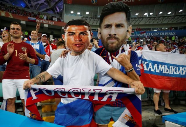 Rivalidade entre Cristiano Ronaldo e Messi ganha novo capítulo em Riad