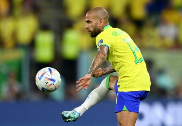 Juiz espanhol determina prisão preventiva de Daniel Alves, diz tribunal