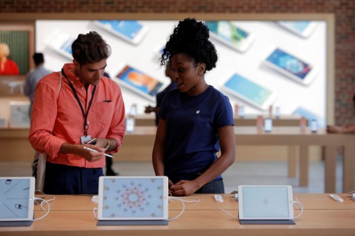 A versão do serviço da Apple é simplificada para empresas com entre 50 e 500 funcionários, tenham ou não um departamento de tecnologia
