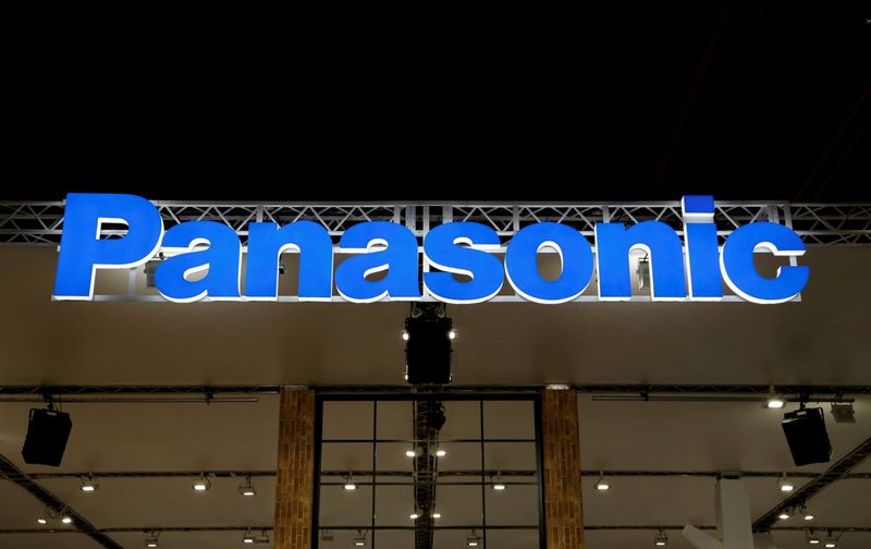 Logotipo da Panasonic em frente a unidade da companhia no Japão