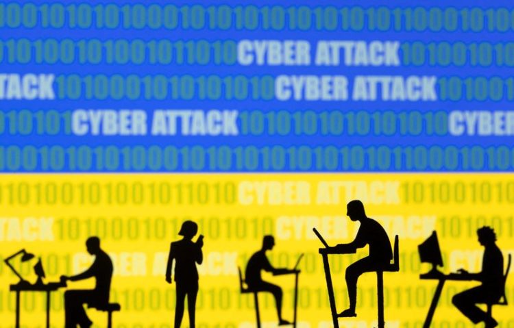 Hackers de Rússia e Belarus atacam Ucrânia com phishing, diz Google