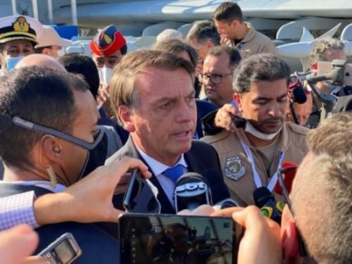 Presidente Jair Bolsonaro concede entrevista em Dubai