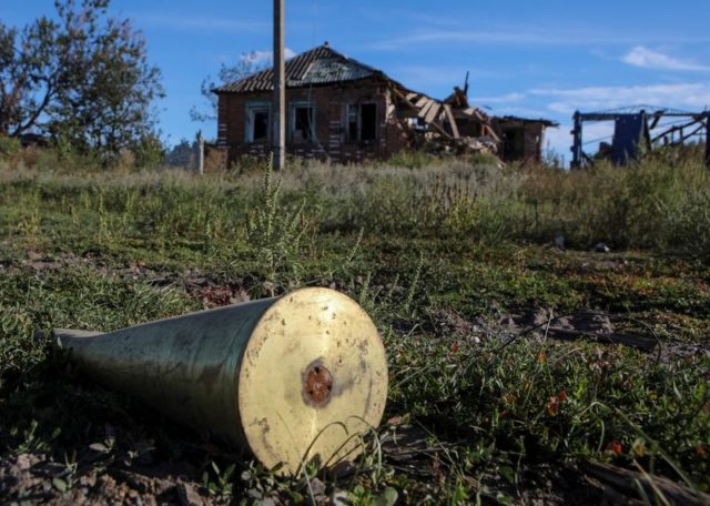 A vila de Hrakove, recentemente retomada pelas forças ucranianas, na região de Kharkiv. REUTERS/Vyacheslav Madiyevskyy
