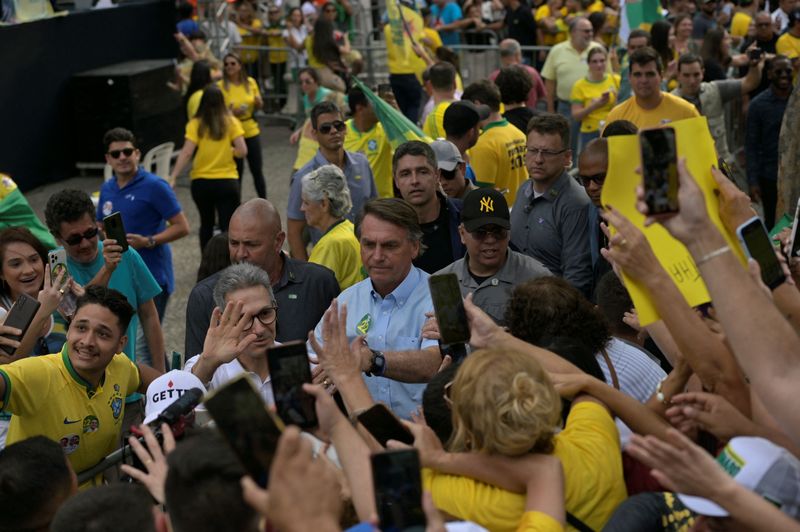 Presidente Jair Bolsonaro durante ato de campanha em Juiz de Fora (MG) 18/10/2022 REUTERS/Washington Alves