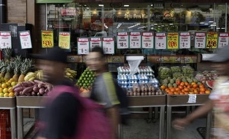 Preços globais dos alimentos têm maior alta em dois anos, puxados por carne e óleos vegetais, diz FAO