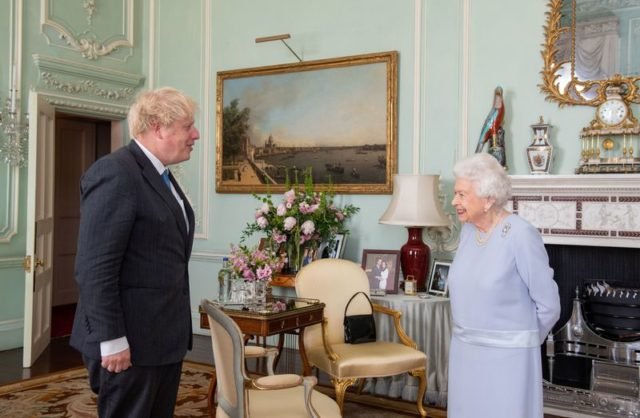Rainha Elizabeth nomeará novo primeiro-ministro no Castelo de Balmoral, na Escócia