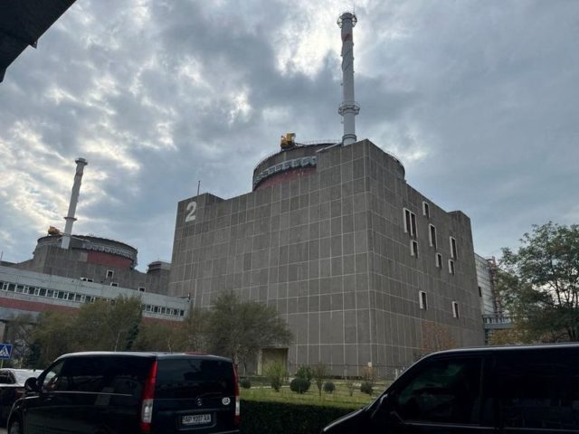 Último reator de usina nuclear da Ucrânia desconecta após bombardeio