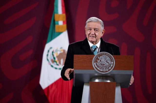 México diz que manterá laços com Peru apesar de divergência diplomática