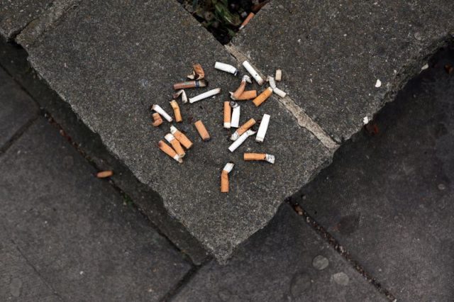 Taxas globais de tabagismo caem pela 1ª vez, mas crescem para jovens e na África