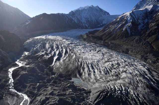 Inundações em lagos glaciais ameaçam comunidades na Ásia e na América do Sul